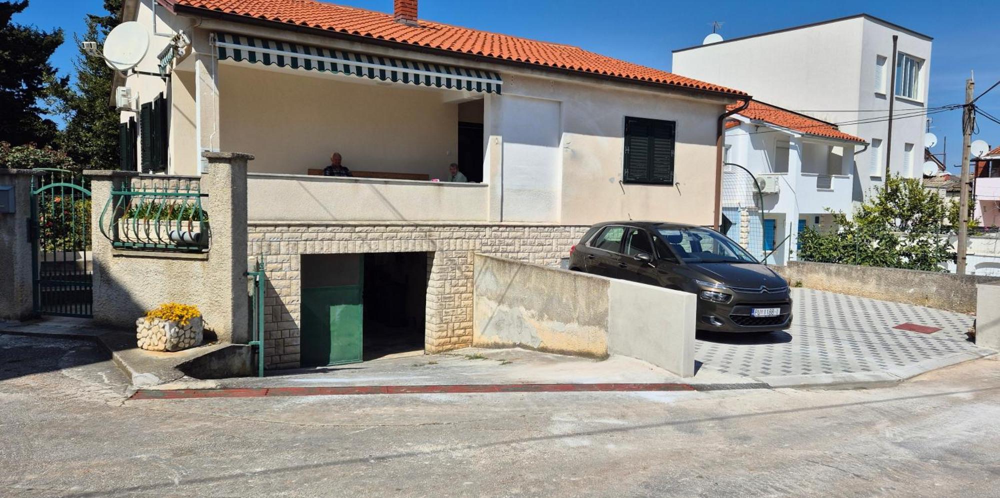 Kety Premantura Apartment Bagian luar foto